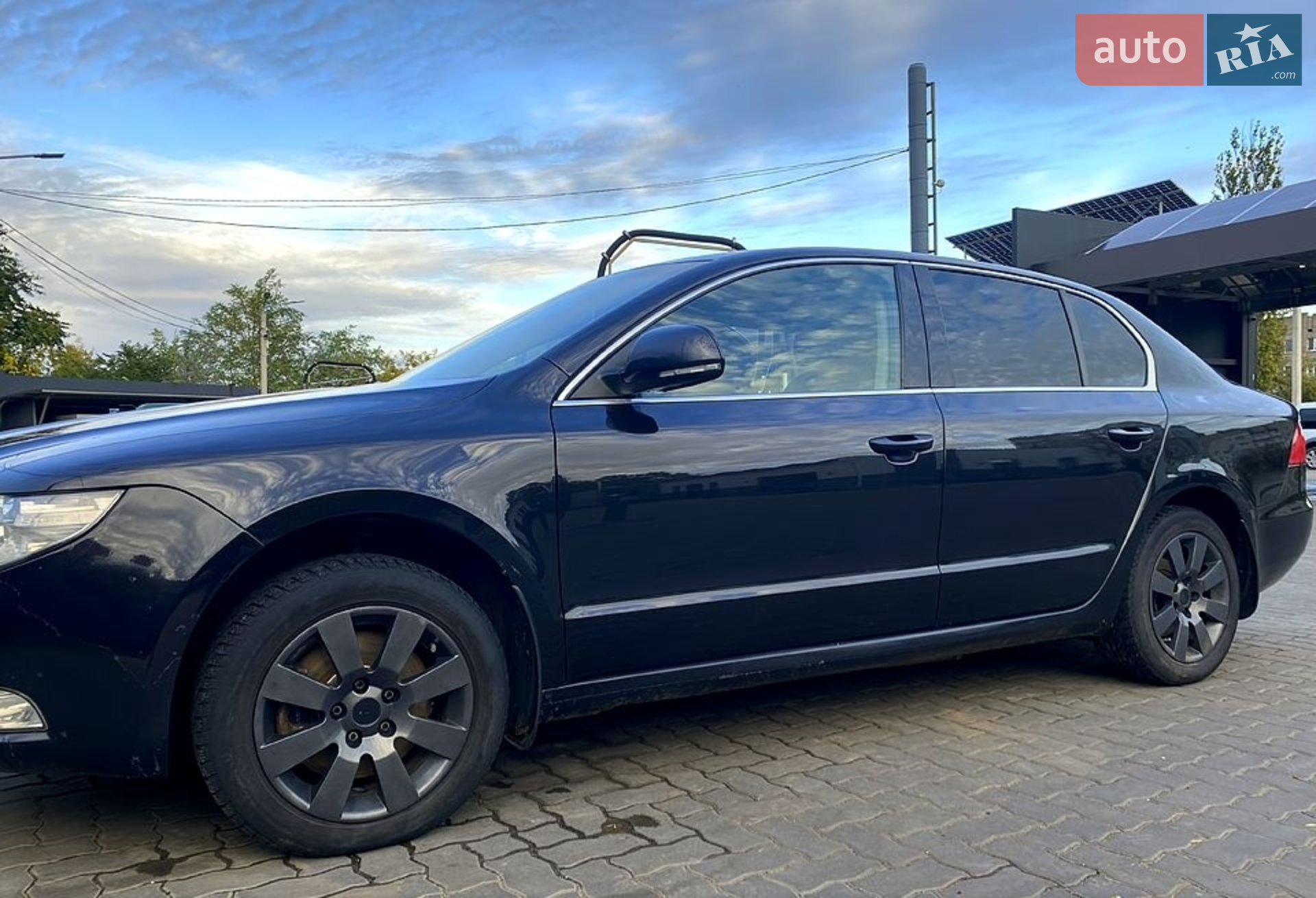 2010 Skoda Superb - мініатюра 9