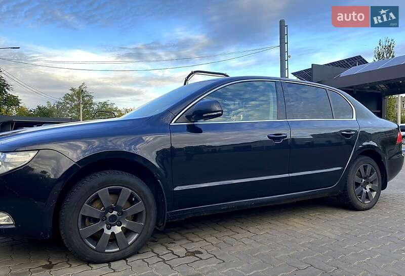Универсал Skoda Superb 2010 в Николаеве