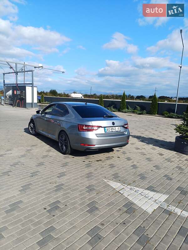 Лифтбек Skoda Superb 2015 в Хусте фото 2 Лифтбек Skoda Superb 2015 в Хусте