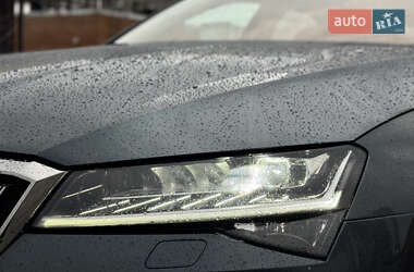 Лифтбек Skoda Superb 2020 в 
