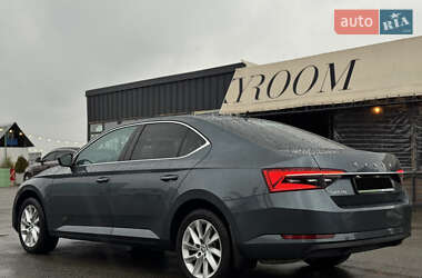 Лифтбек Skoda Superb 2020 в 