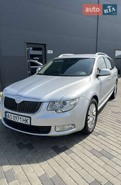Универсал Skoda Superb 2010 в Хусте