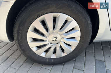 Универсал Skoda Superb 2010 в 
