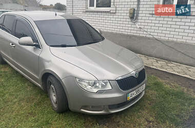 Лифтбек Skoda Superb 2011 в Петропавловке
