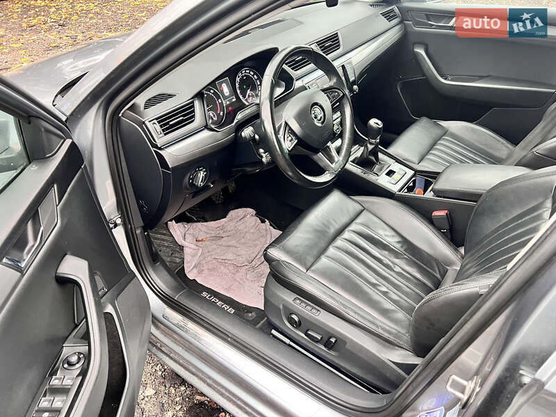 Универсал Skoda Superb 2016 в Киеве