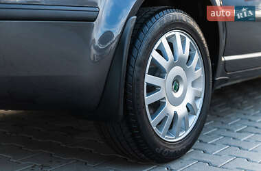 Ліфтбек Skoda Superb 2005 в 