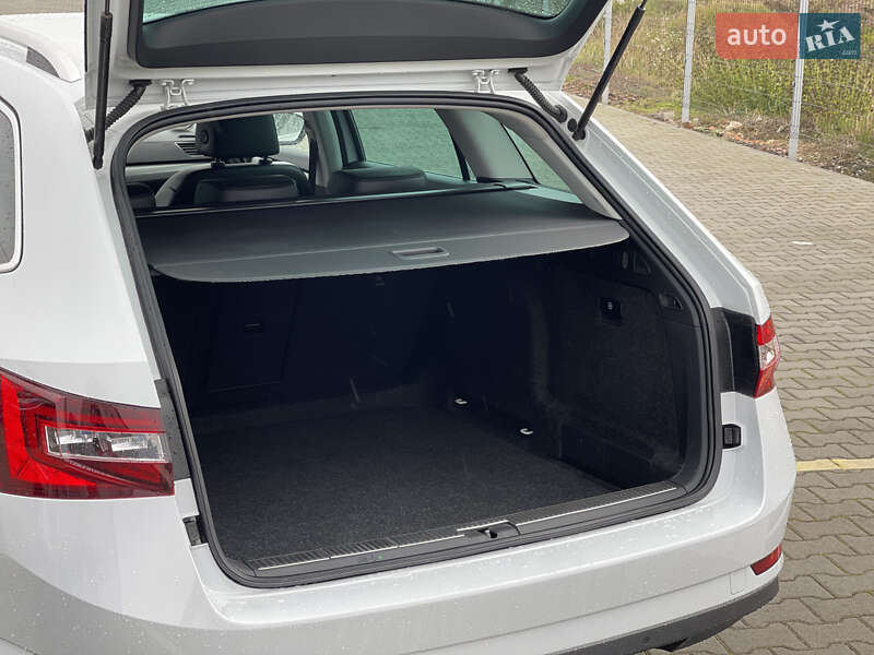 Универсал Skoda Superb 2016 в Нововолынске фото 30 Универсал Skoda Superb 2016 в Нововолынске
