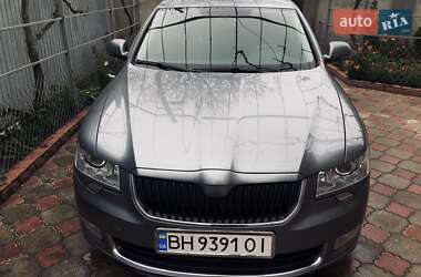 Лифтбек Skoda Superb 2011 в 