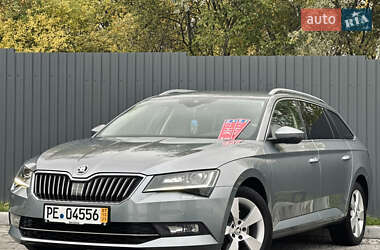 Универсал Skoda Superb 2018 в 