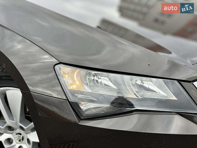 Универсал Skoda Superb 2019 в Виннице
