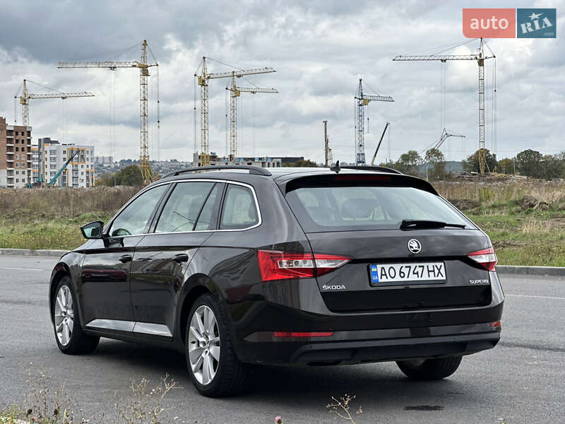 Универсал Skoda Superb 2019 в Виннице