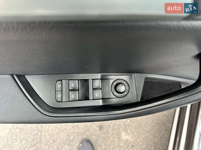 Универсал Skoda Superb 2019 в Виннице