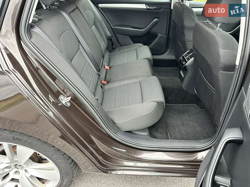 Универсал Skoda Superb 2019 в Виннице