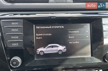 Лифтбек Skoda Superb 2016 в 