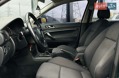 Ліфтбек Skoda Superb 2004 в 