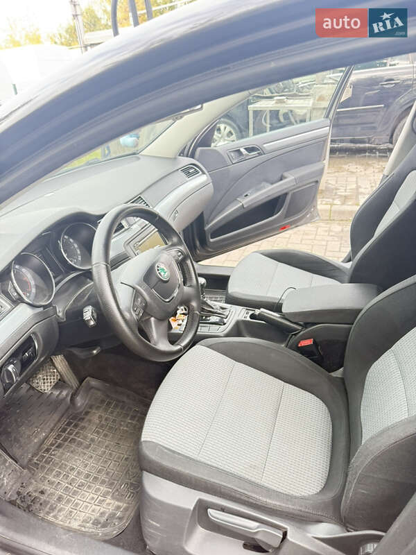 Ліфтбек Skoda Superb 2009 в Дубні фото 11 Ліфтбек Skoda Superb 2009 в Дубні