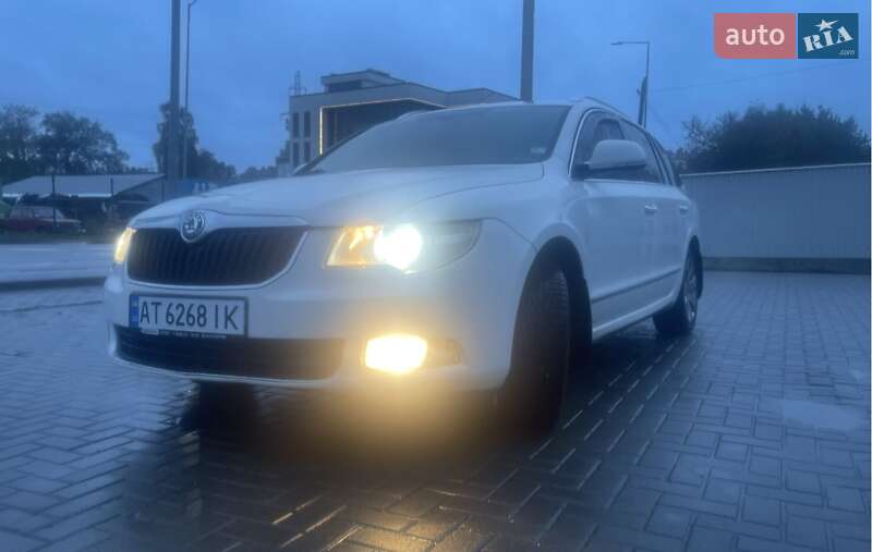 Универсал Skoda Superb 2011 в Ивано-Франковске