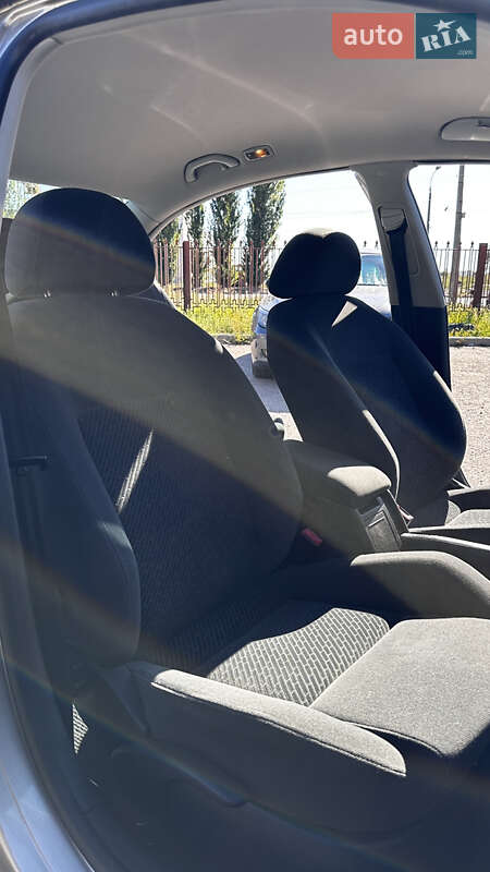 Лифтбек Skoda Superb 2003 в Черкассах