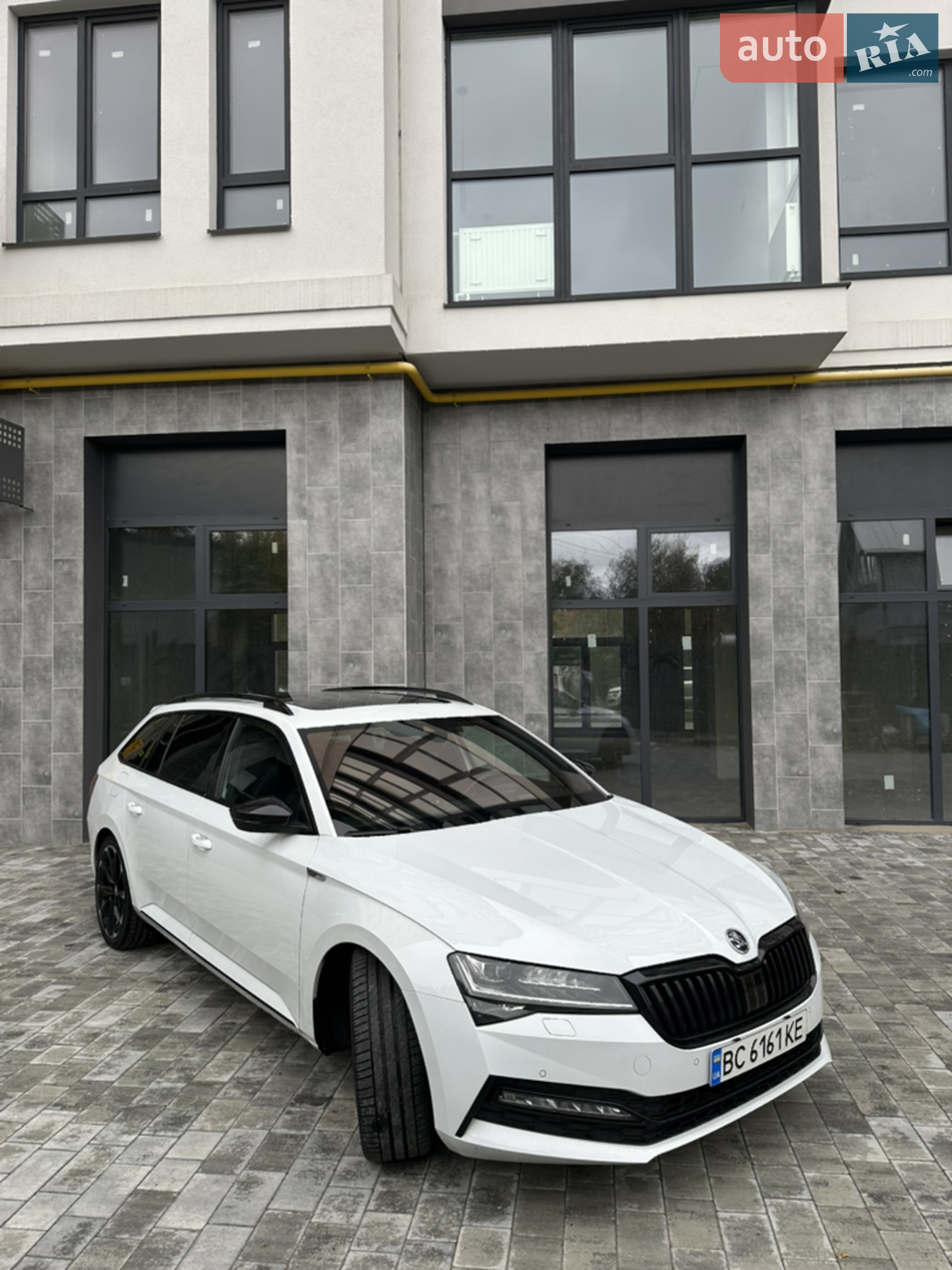 2020 Skoda Superb - мініатюра 3