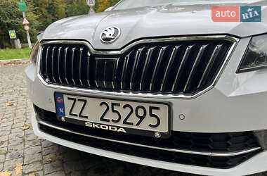 Универсал Skoda Superb 2017 в 