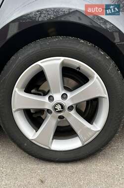 Универсал Skoda Superb 2014 в 