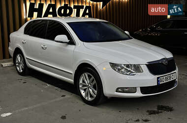 Ліфтбек Skoda Superb 2011 в Ужгороді