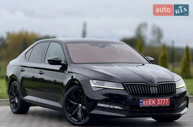 Лифтбек Skoda Superb 2021 в 