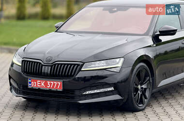 Лифтбек Skoda Superb 2021 в 
