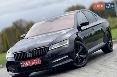 Лифтбек Skoda Superb 2021 в 