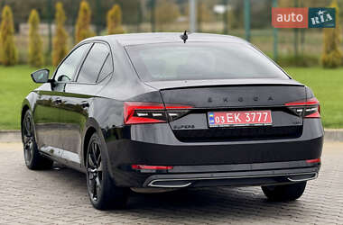 Лифтбек Skoda Superb 2021 в 