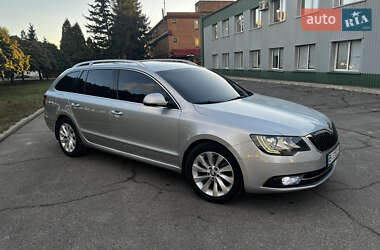 Универсал Skoda Superb 2014 в Полтаве