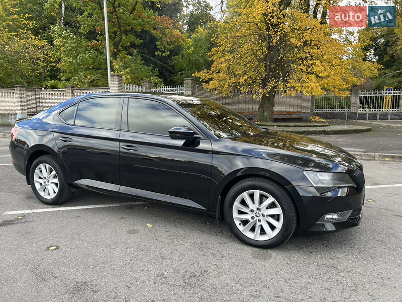 Лифтбек Skoda Superb 2016 в Виннице