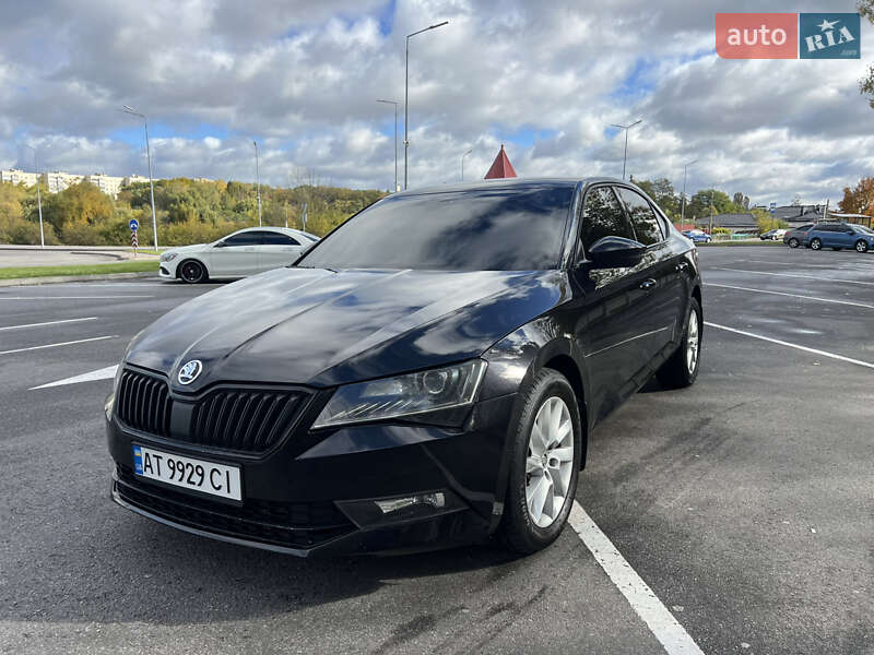 Лифтбек Skoda Superb 2016 в Виннице