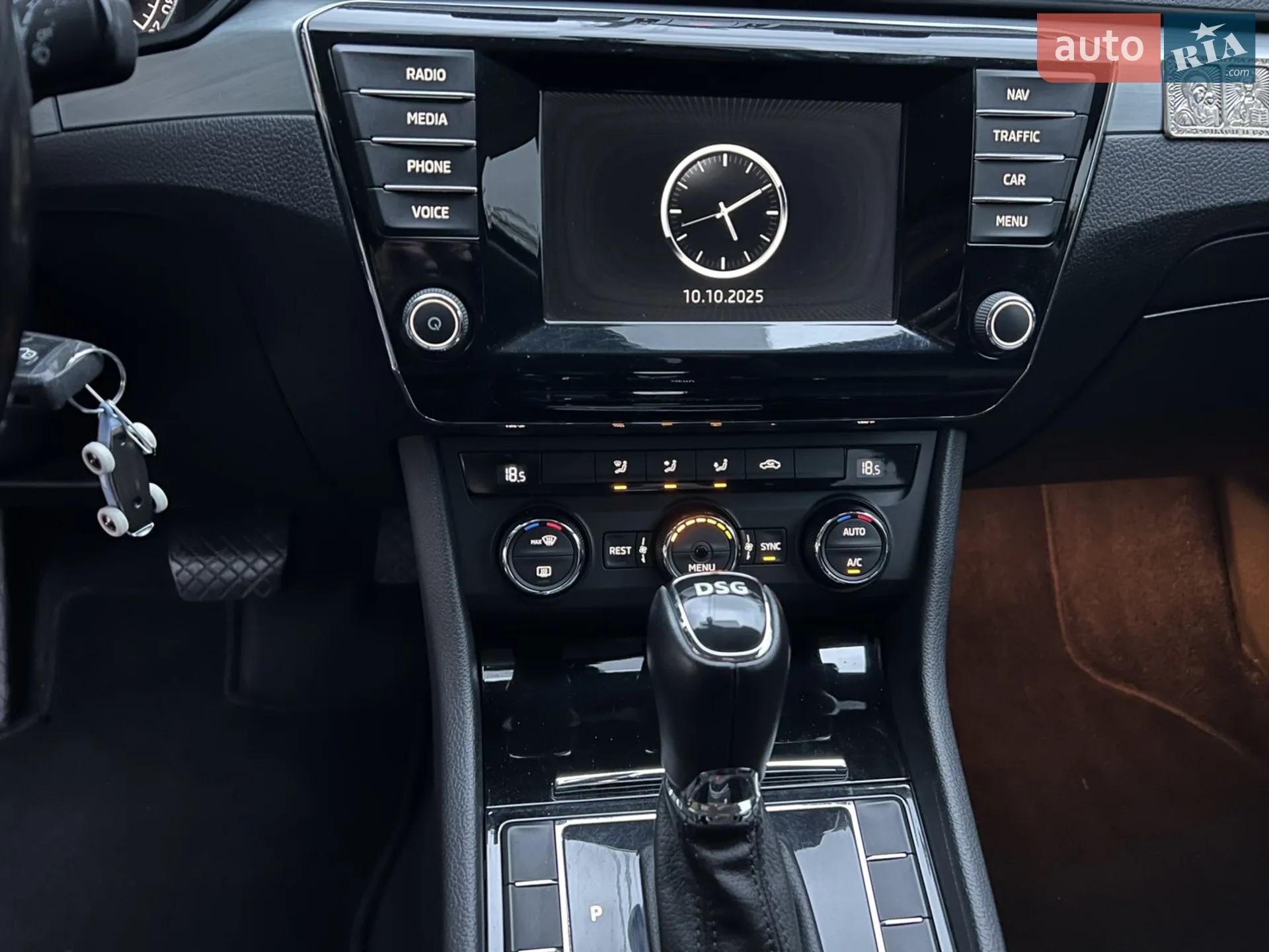 2016 Skoda Superb - мініатюра 16