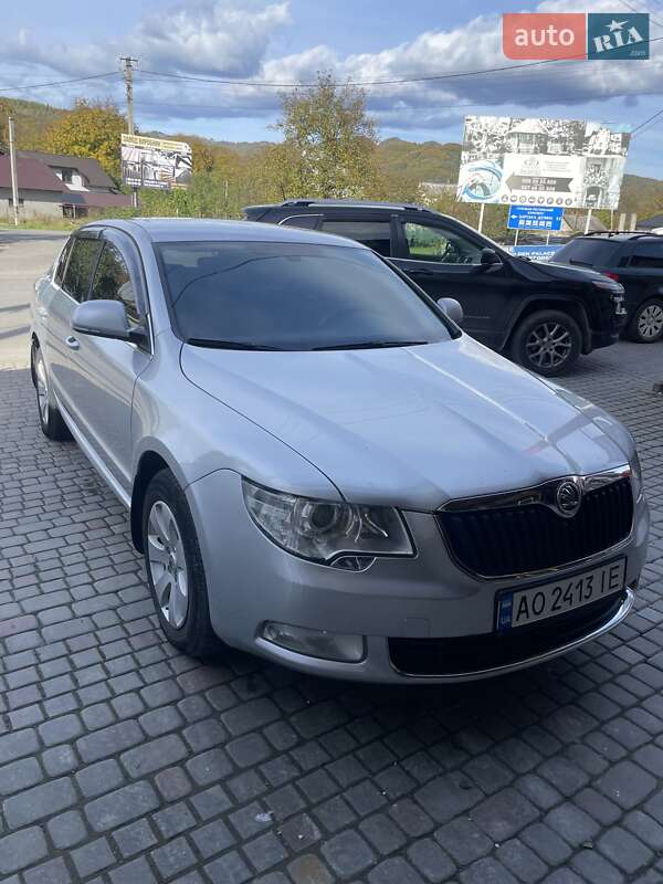 Лифтбек Skoda Superb 2010 в Нереснице фото Лифтбек Skoda Superb 2010 в Нереснице