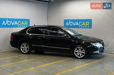 Ліфтбек Skoda Superb 2012 в 