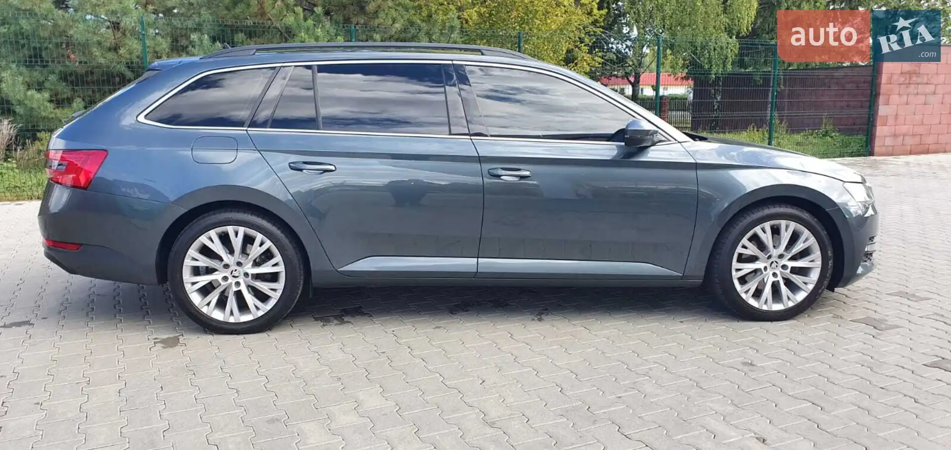 2019 Skoda Superb - мініатюра 17