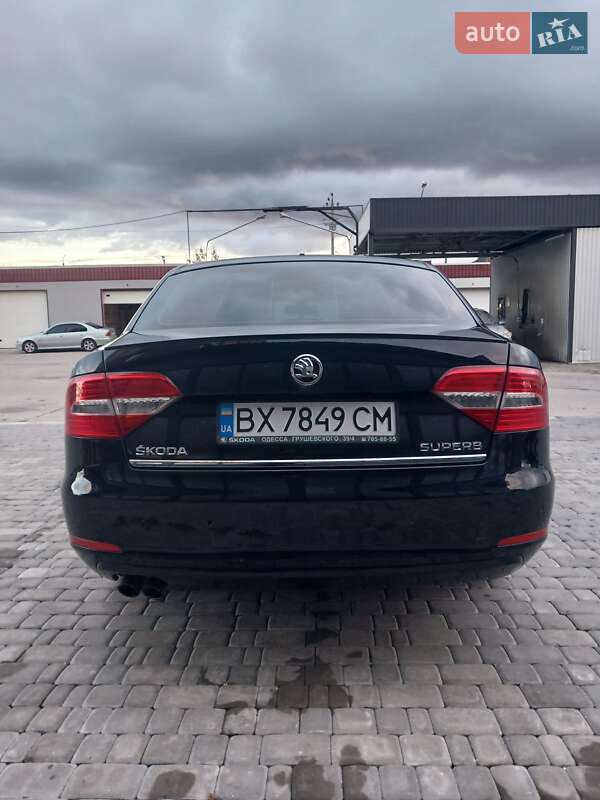 Лифтбек Skoda Superb 2014 в Нетешине