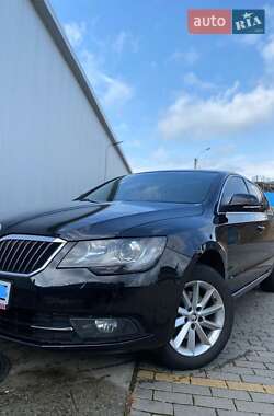 Ліфтбек Skoda Superb 2014 в  фото 5 Ліфтбек Skoda Superb 2014 в