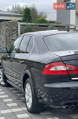 Лифтбек Skoda Superb 2010 в 