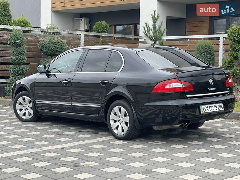 Лифтбек Skoda Superb 2010 в Стрые