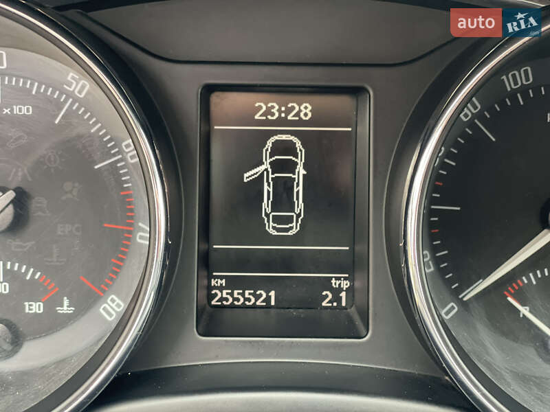 Лифтбек Skoda Superb 2010 в Стрые