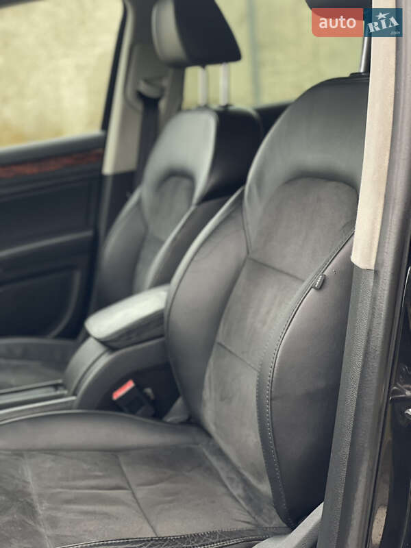 Лифтбек Skoda Superb 2010 в Стрые