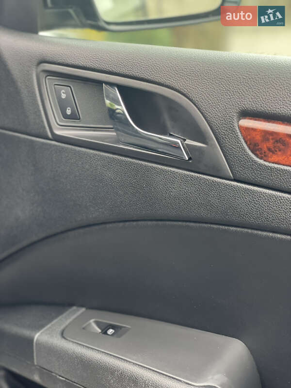 Лифтбек Skoda Superb 2010 в Стрые