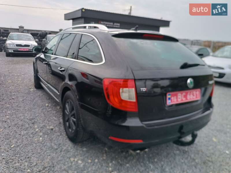 Универсал Skoda Superb 2012 в Ровно фото 24 Универсал Skoda Superb 2012 в Ровно