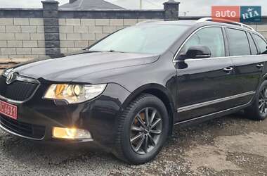 Універсал Skoda Superb 2012 в Рівному