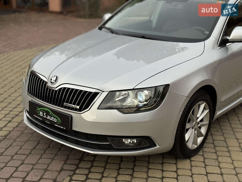 Універсал Skoda Superb 2015 в Мукачевому
