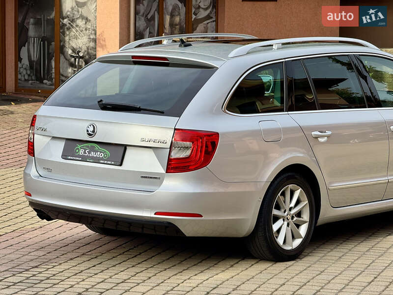 Універсал Skoda Superb 2015 в Мукачевому
