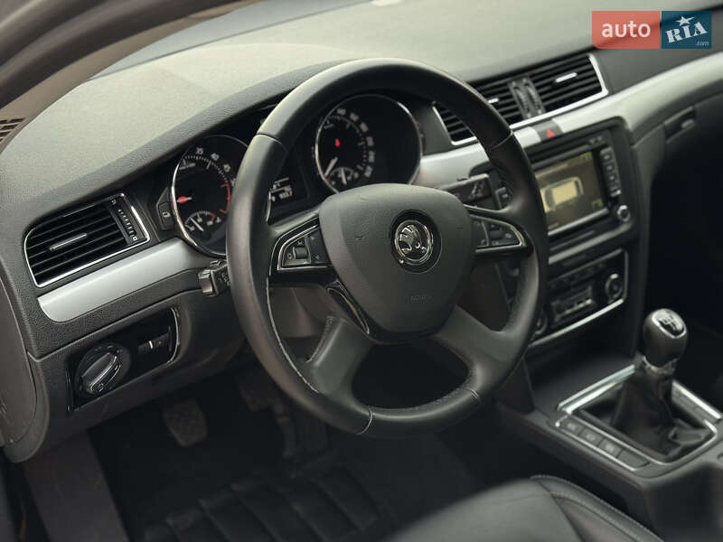 Універсал Skoda Superb 2015 в Мукачевому