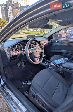 Универсал Skoda Superb 2012 в 